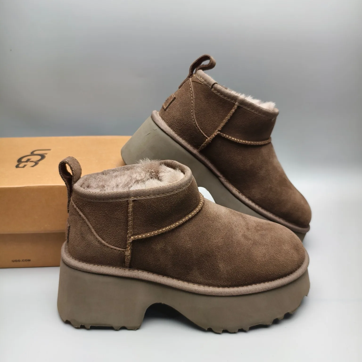 💰480 UGG sheepskin all-in-one snow boots 8311 thick-soled high-heeled fashion shoes Color: Maroon Sand Black Walnut Size: 35-40